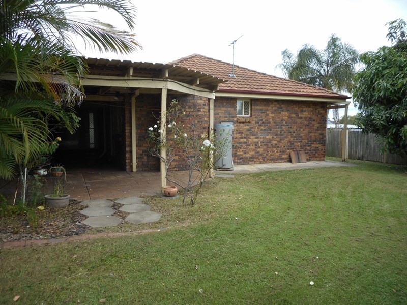 15 Leopard Tree Crescent, Sinnamon Park QLD 4073