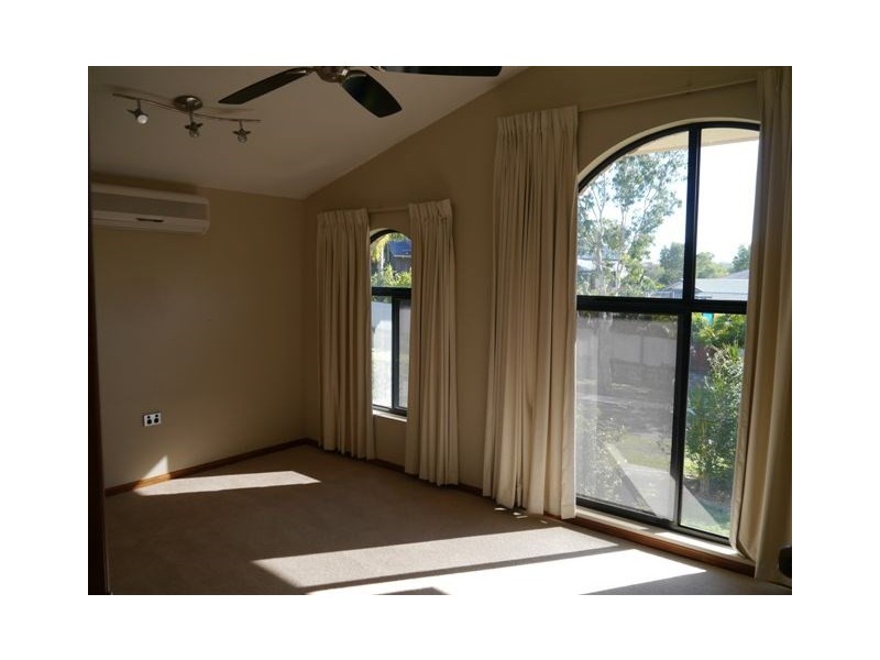 9 O’Reilly Street, Sinnamon Park QLD 4073