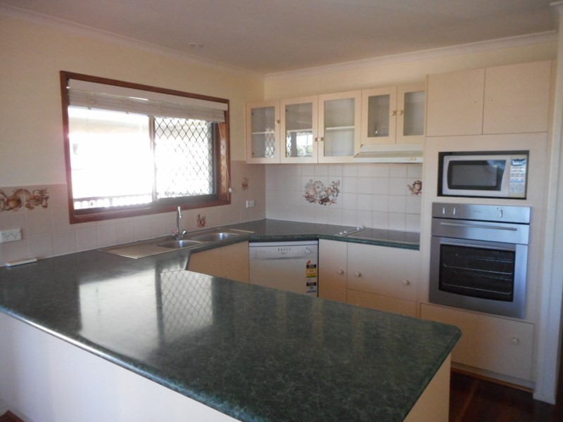 22 Poseidon Crescent, Jamboree Heights QLD 4074