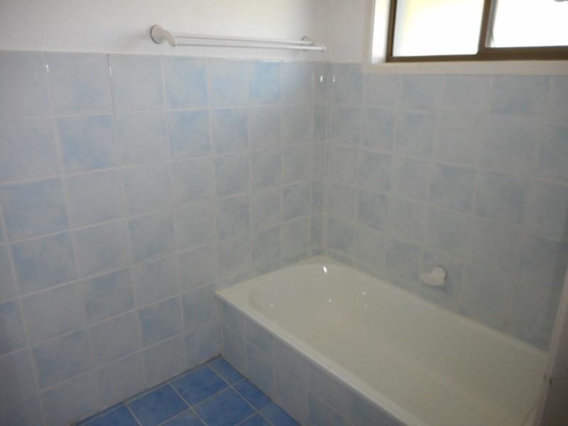 22 Poseidon Crescent, Jamboree Heights QLD 4074