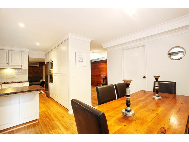 5 Tebera Street, Westlake QLD 4074