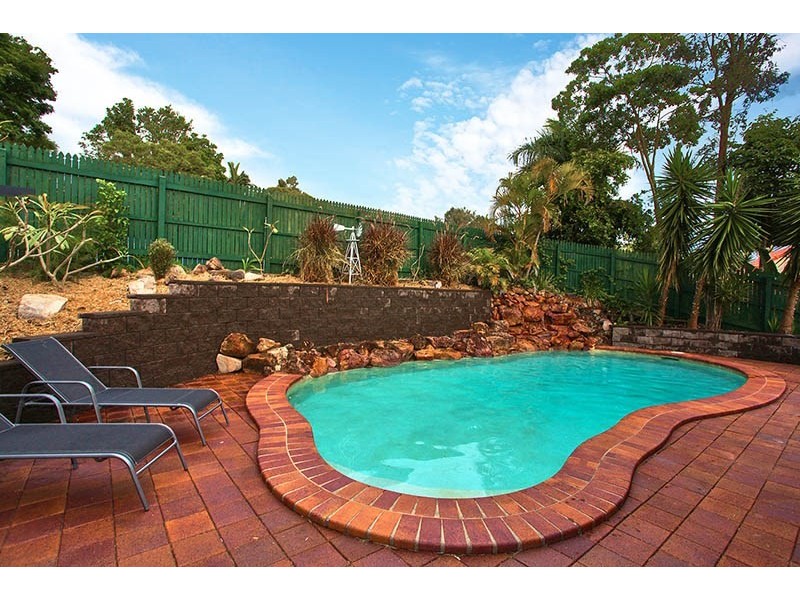 5 Tebera Street, Westlake QLD 4074