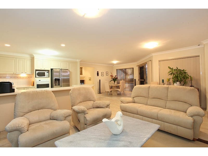 24 Tennent Street, Westlake QLD 4074