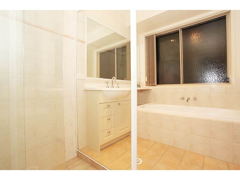 24 Tennent Street, Westlake QLD 4074