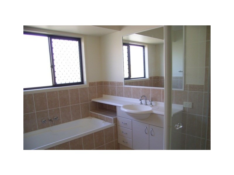 Sinnamon Park QLD 4073