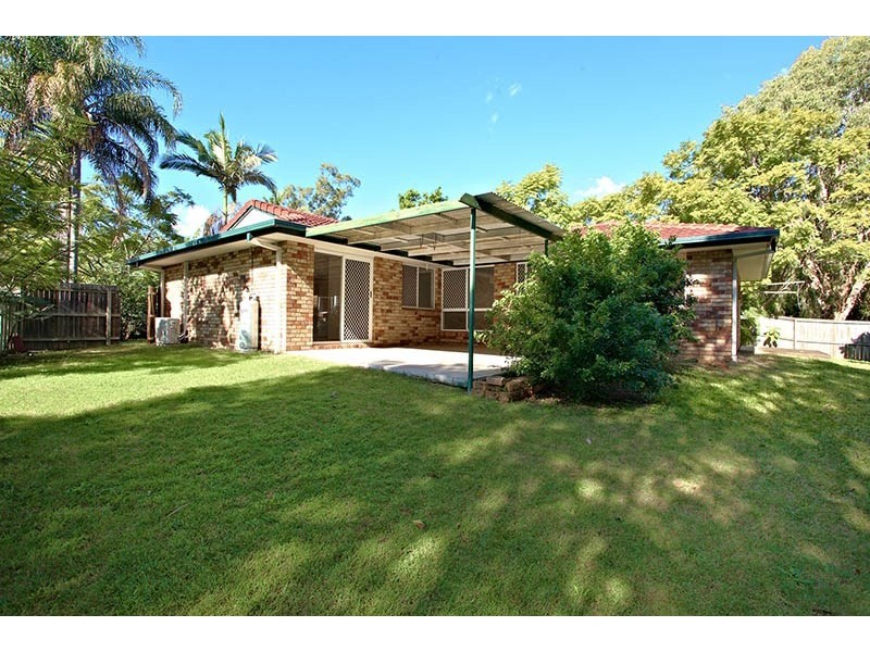 3 norfolk Place, Seventeen Mile Rocks QLD 4073