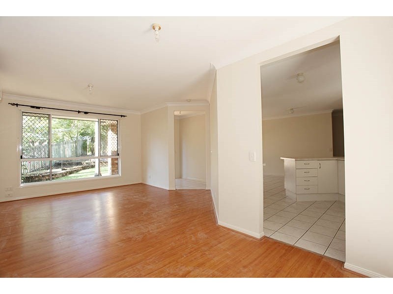 3 norfolk Place, Seventeen Mile Rocks QLD 4073