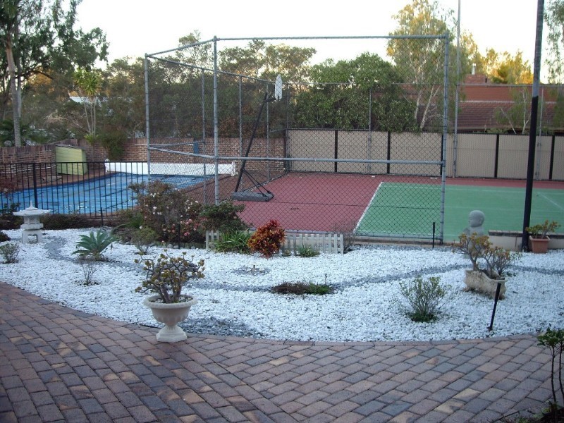 Mount Ommaney QLD 4074