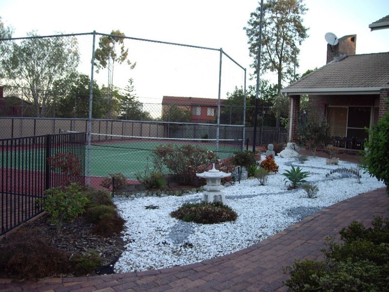 Mount Ommaney QLD 4074