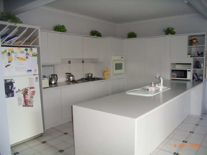 Mount Ommaney QLD 4074