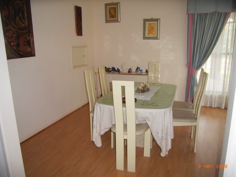 Mount Ommaney QLD 4074