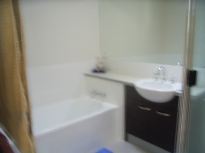 Mount Ommaney QLD 4074