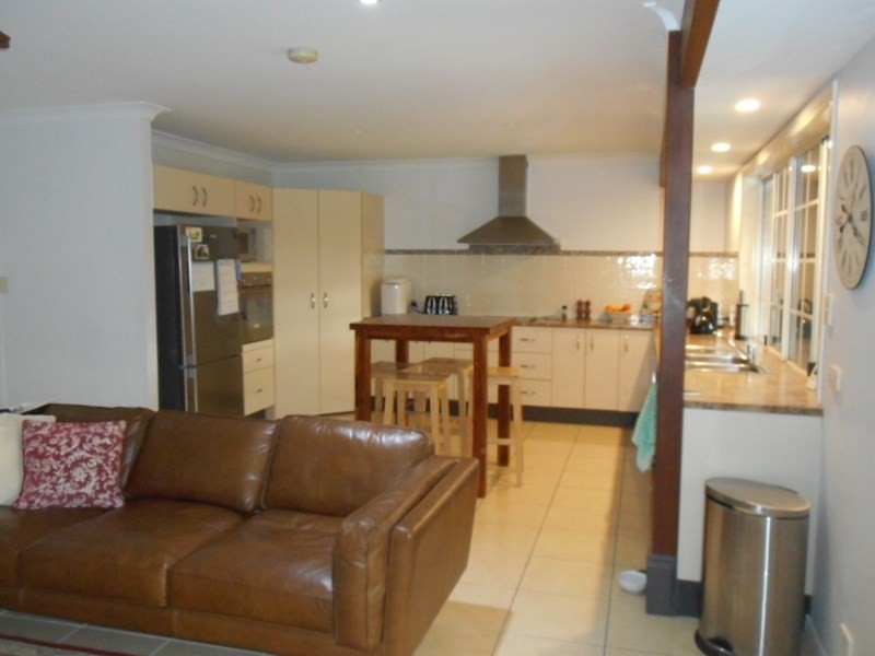 Sinnamon Park QLD 4073