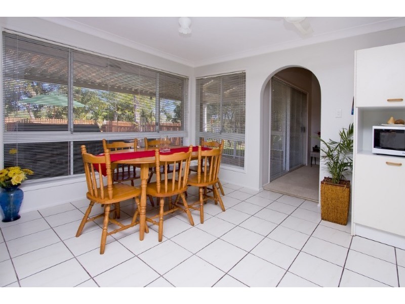 Mount Ommaney QLD 4074