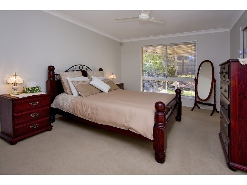 Mount Ommaney QLD 4074