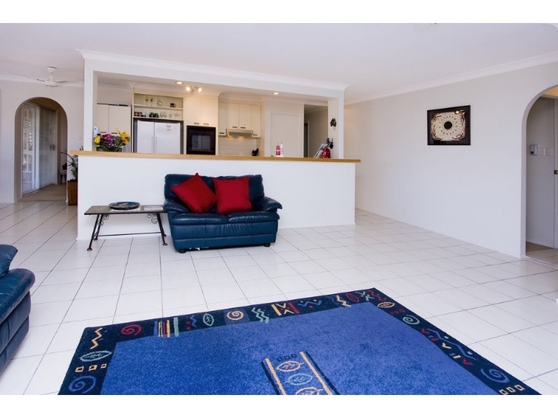 Mount Ommaney QLD 4074