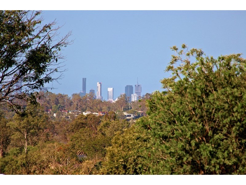 6 Bowman Place, Mount Ommaney QLD 4074