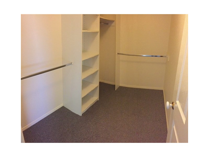 Mount Ommaney QLD 4074