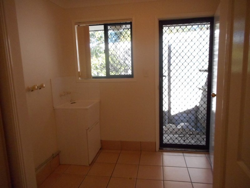 Mount Ommaney QLD 4074