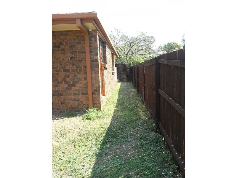 39 Raeside Street, Westlake QLD 4074