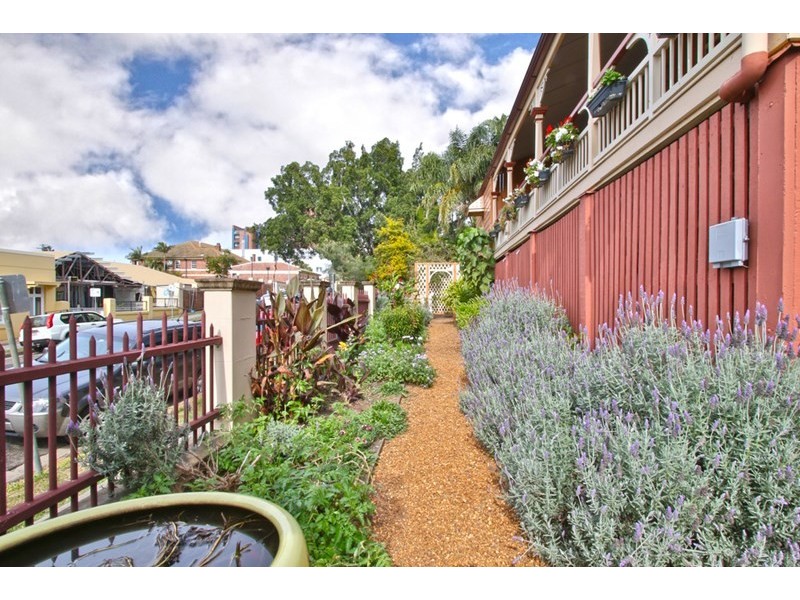 22 Roderick St (Denmark Hill), Ipswich QLD 4305