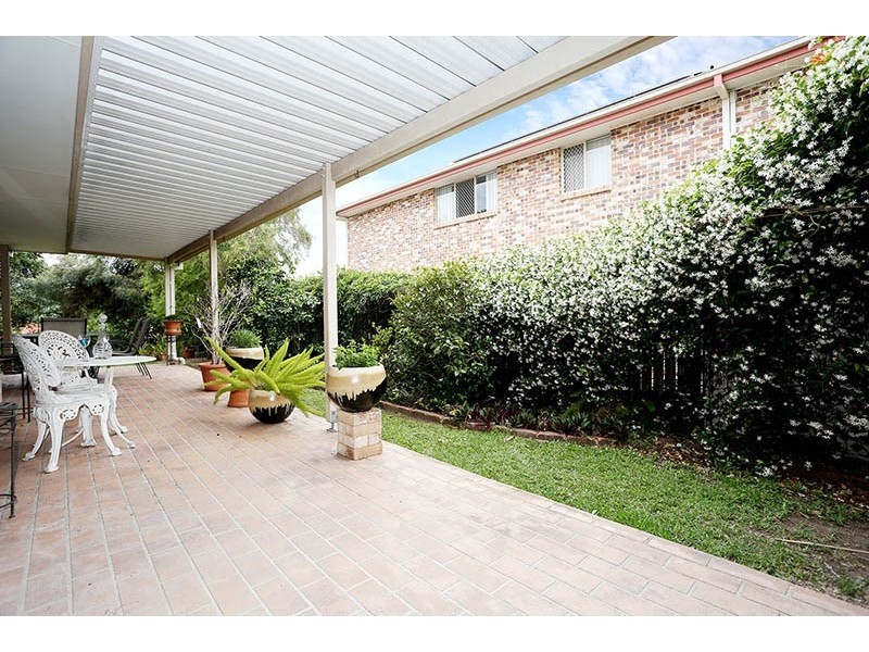 8 Lucinda Close, Sinnamon Park QLD 4073