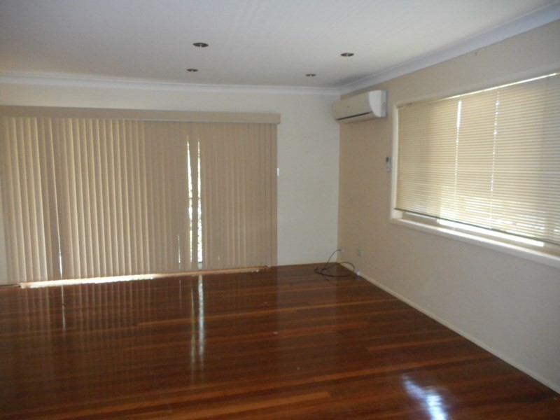 98 Tavistock Street, Oxley QLD 4075