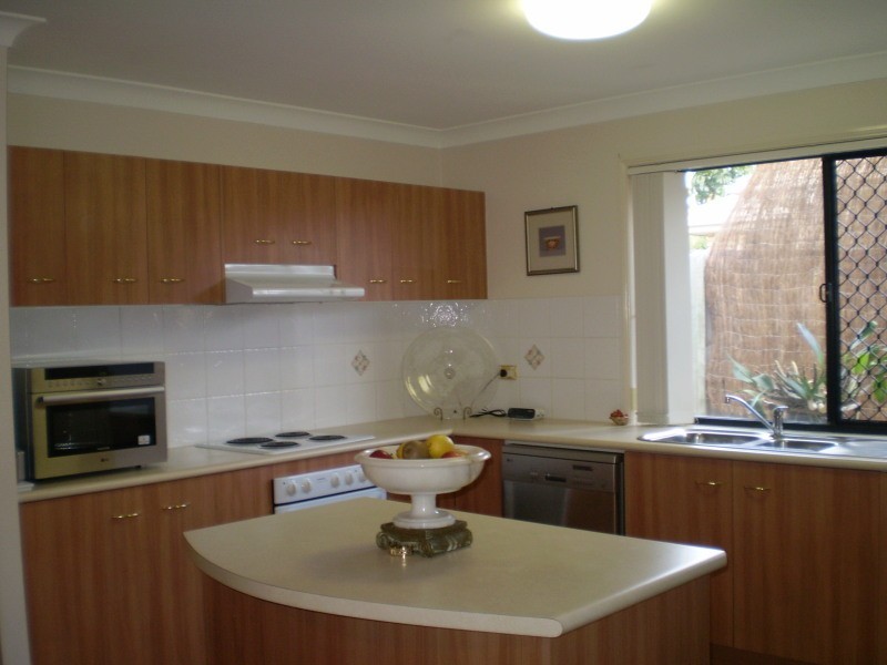 7 Balmoral Place, Forest Lake QLD 4078