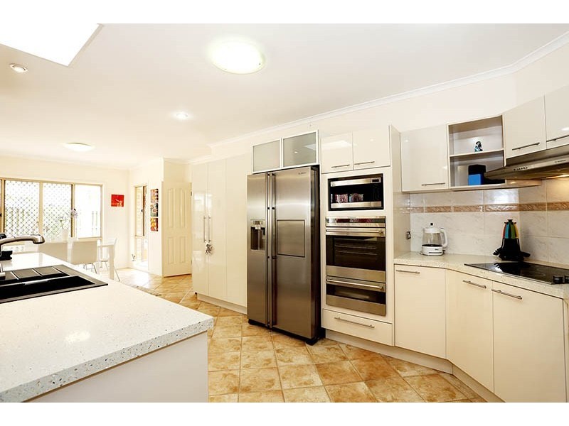 13 Elsie Place, Sinnamon Park QLD 4073