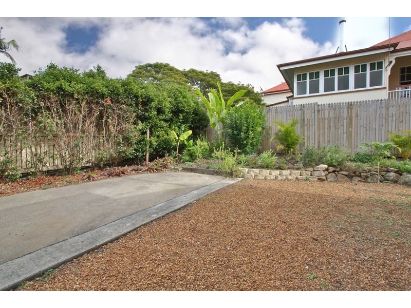 22 Roderick Street, Ipswich QLD 4305