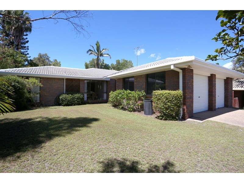 1 Saint Amand Street, Sinnamon Park QLD 4073