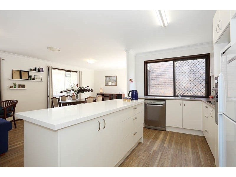 1 Saint Amand Street, Sinnamon Park QLD 4073