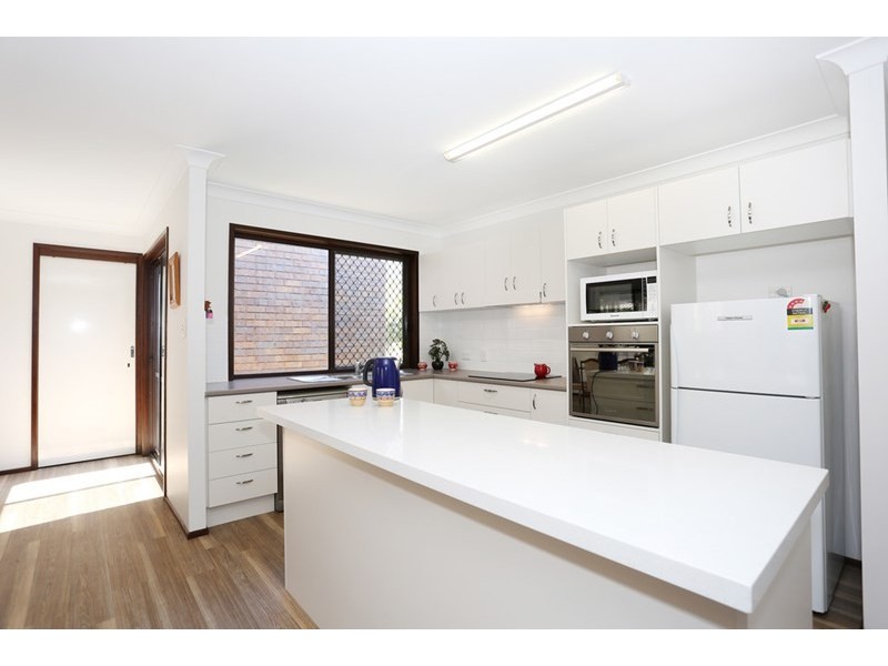 1 Saint Amand Street, Sinnamon Park QLD 4073