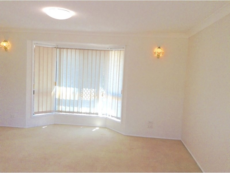 76 Oldfield Road, Sinnamon Park QLD 4073