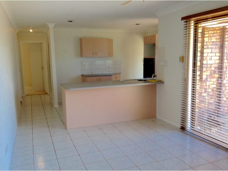 76 Oldfield Road, Sinnamon Park QLD 4073