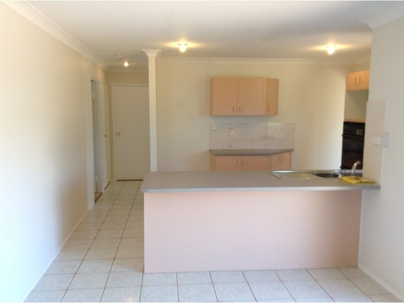 76 Oldfield Road, Sinnamon Park QLD 4073