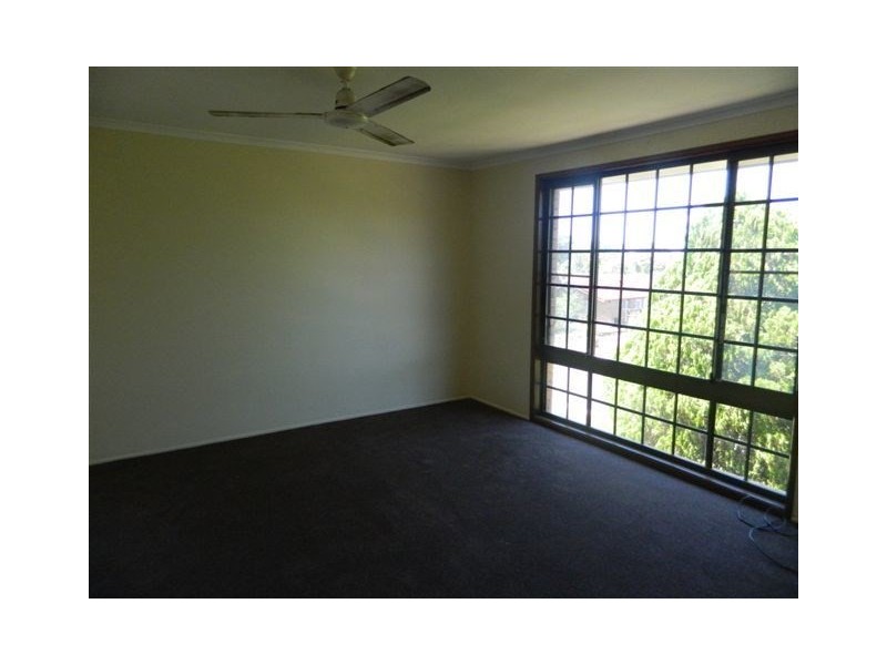 16 Ebrill Street, Jamboree Heights QLD 4074