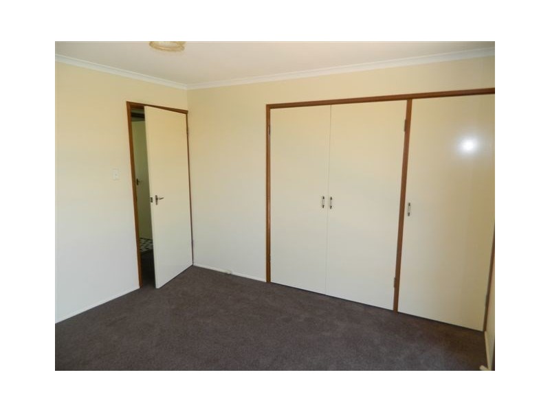 16 Ebrill Street, Jamboree Heights QLD 4074