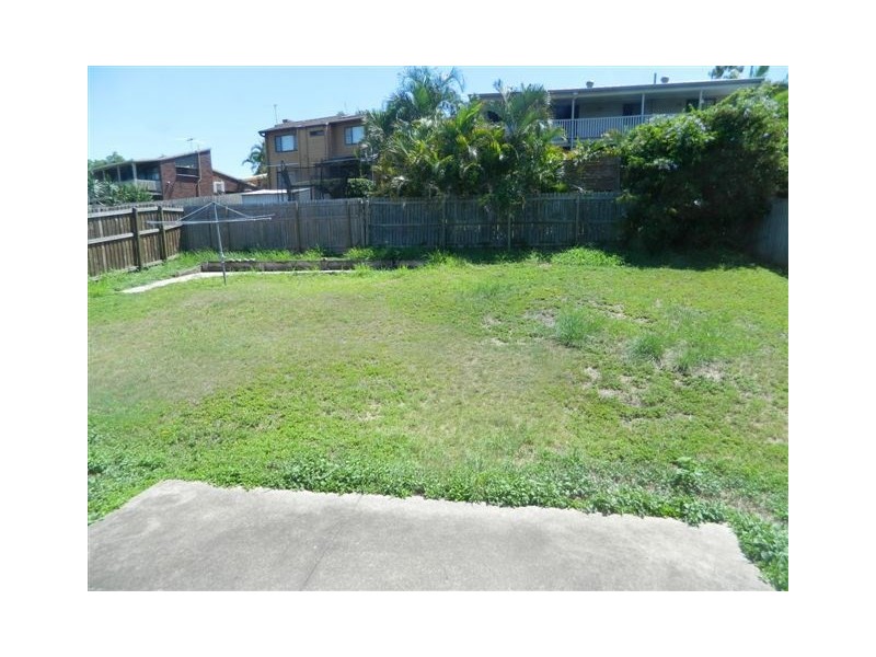 16 Ebrill Street, Jamboree Heights QLD 4074