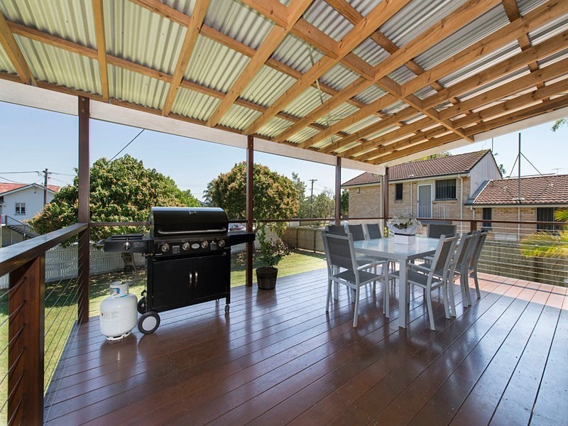 50 Archibald Street, Fairfield QLD 4103