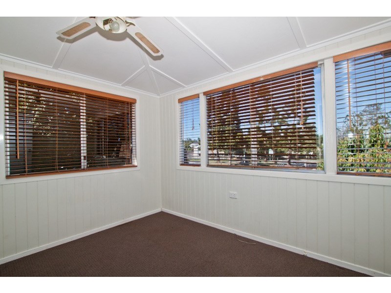 50 Archibald Street, Fairfield QLD 4103