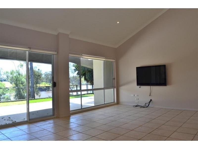 85 Daintree Place, Riverhills QLD 4074