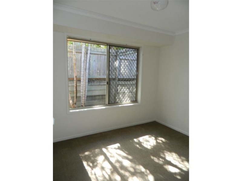 9 Cheviot Place, Sinnamon Park QLD 4073