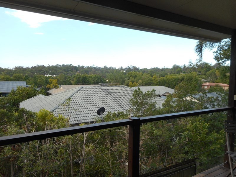 469 Seventeen Mile Rocks Road, Seventeen Mile Rocks QLD 4073