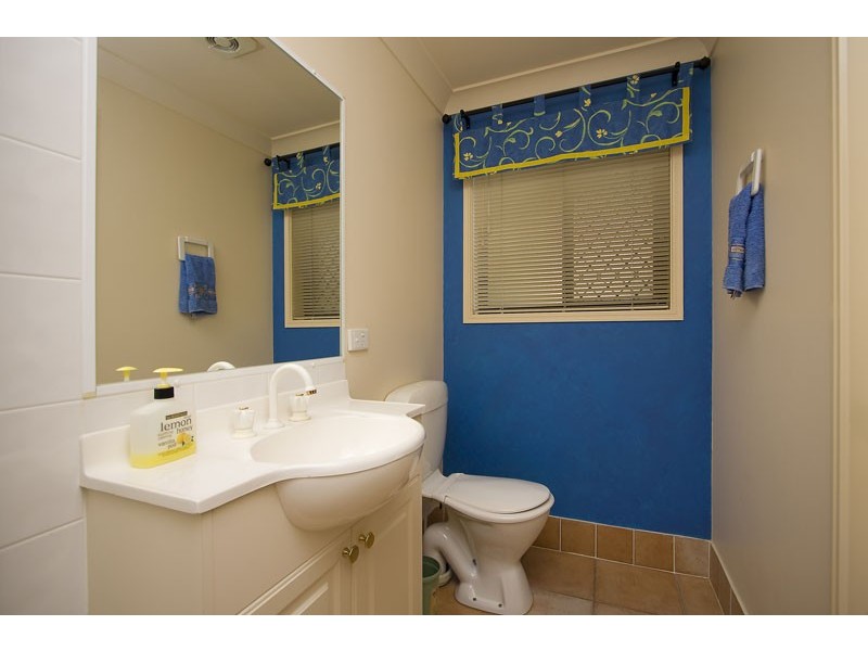 Mount Ommaney QLD 4074