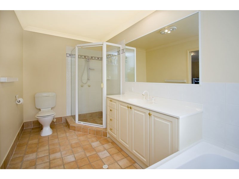 Mount Ommaney QLD 4074