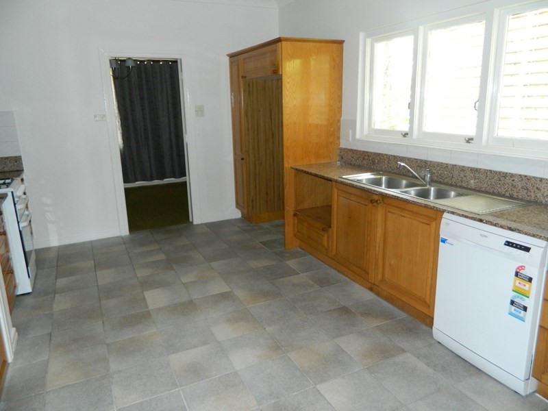 14 Brasted Street, Taringa QLD 4068