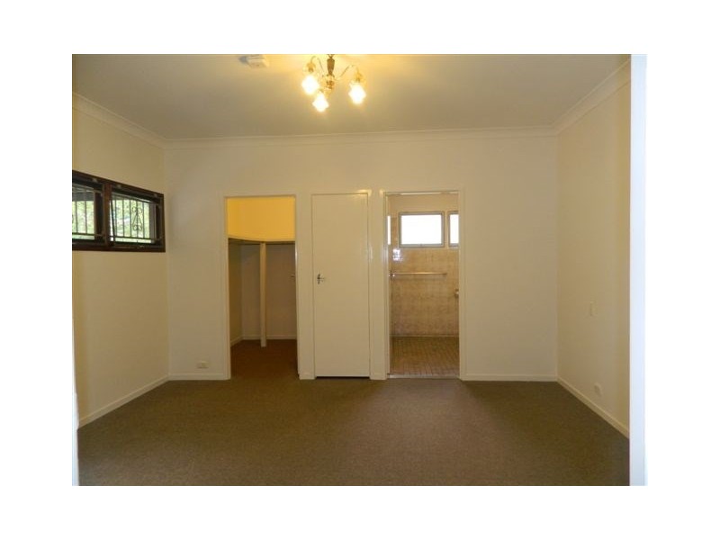 14 Brasted Street, Taringa QLD 4068