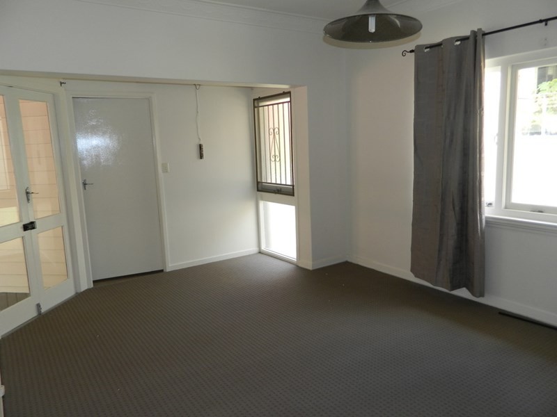 14 Brasted Street, Taringa QLD 4068