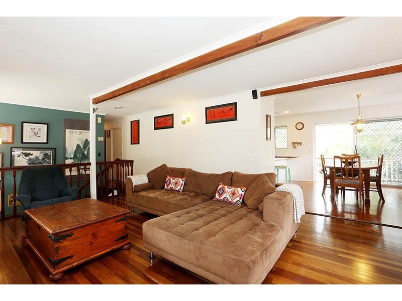 27 Canowindra Street, Jindalee QLD 4074